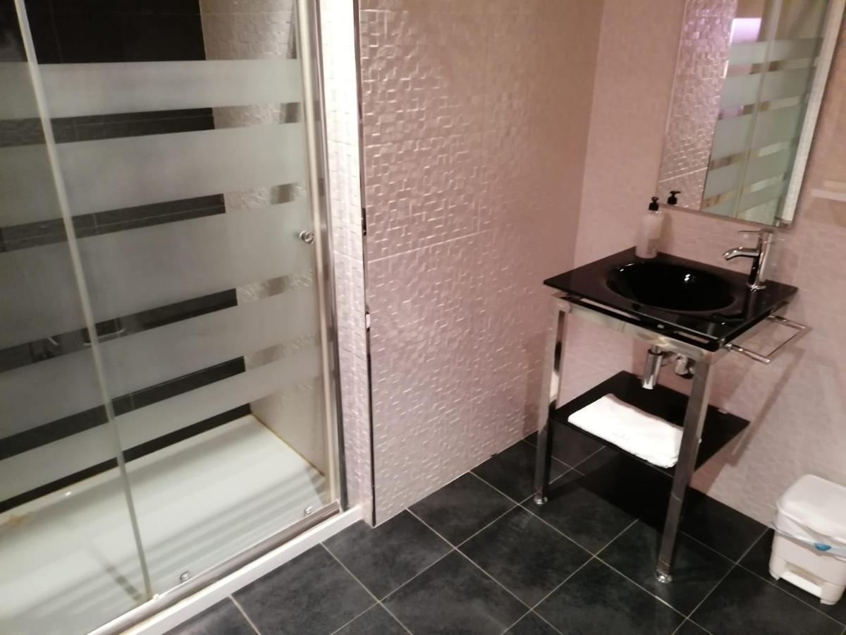 Hello Villarreal Suites Vila-real Exterior foto