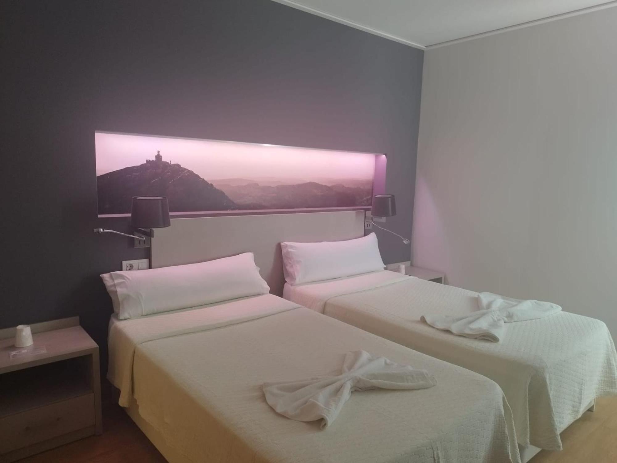 Hello Villarreal Suites Vila-real Exterior foto