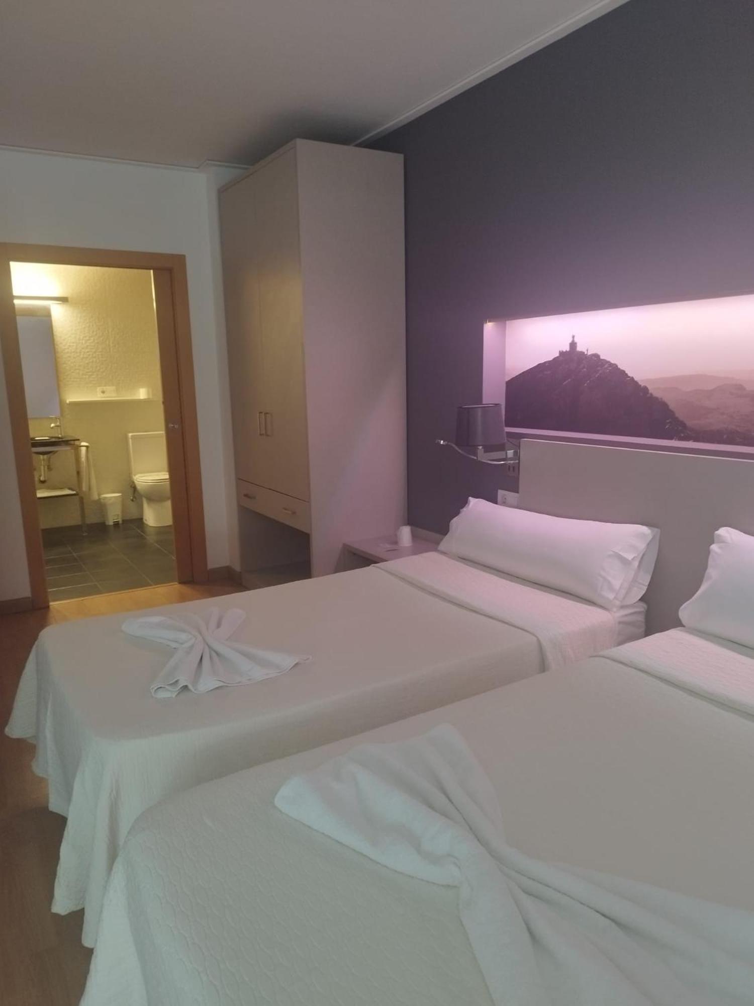Hello Villarreal Suites Vila-real Exterior foto
